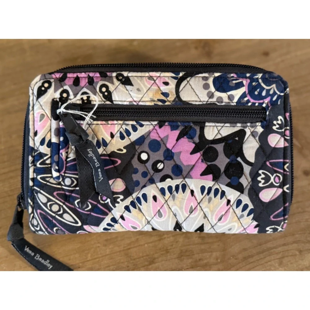 Vera‎ Bradley Turnlock Wallet Quilted Cotton Floral Pink Purple Grey Black - Picture 6 of 6
